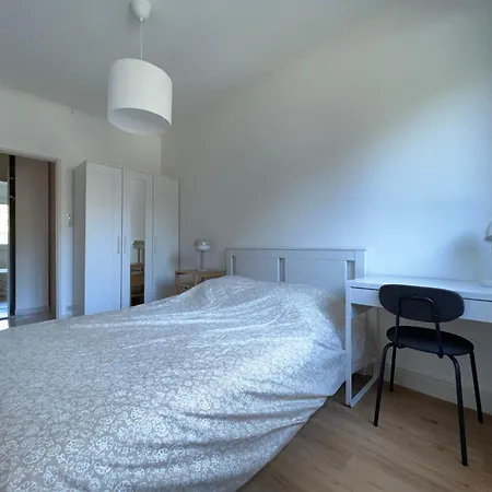 Apartment Le Lemptegy - Confortable T4 Proche De La Gare Avec Petit Balcon Clermont-Ferrand