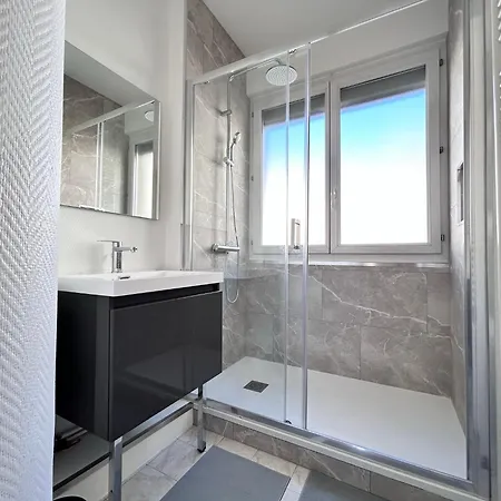 아파트 Le Lemptegy - Confortable T4 Proche De La Gare Avec Petit Balcon 클레르몽페랑