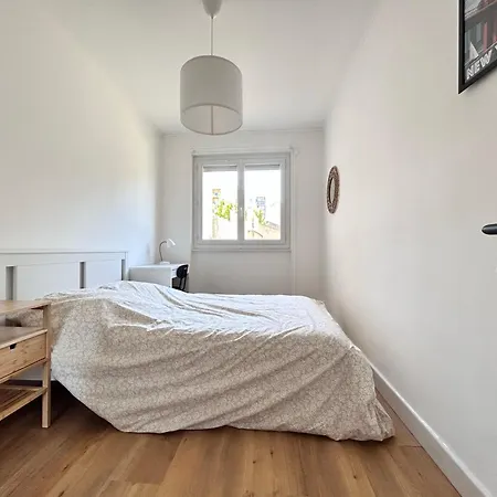 Le Lemptegy - Confortable T4 Proche De La Gare Avec Petit Balcon 아파트